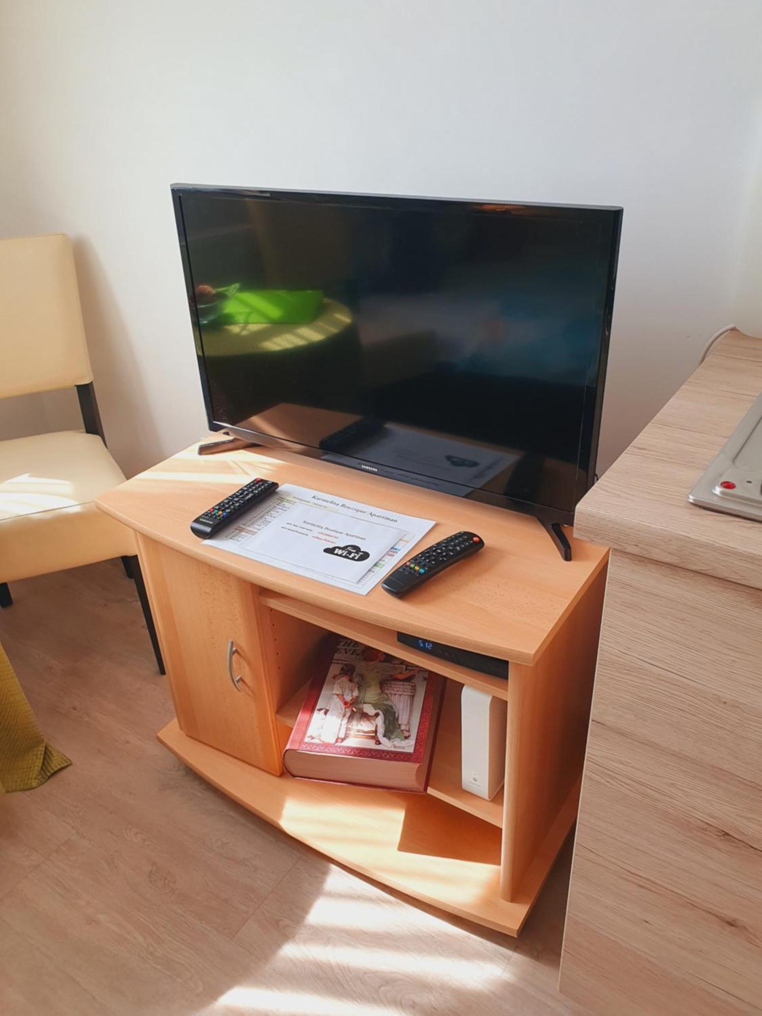 Karmelita Boutique Apartman 쇼프론 객실 사진
