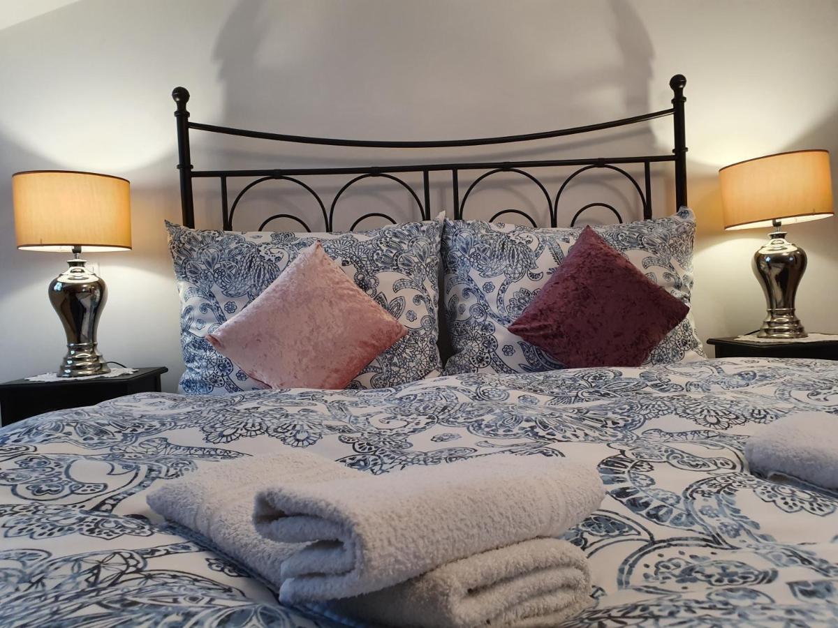 Karmelita Boutique Apartman 쇼프론 외부 사진