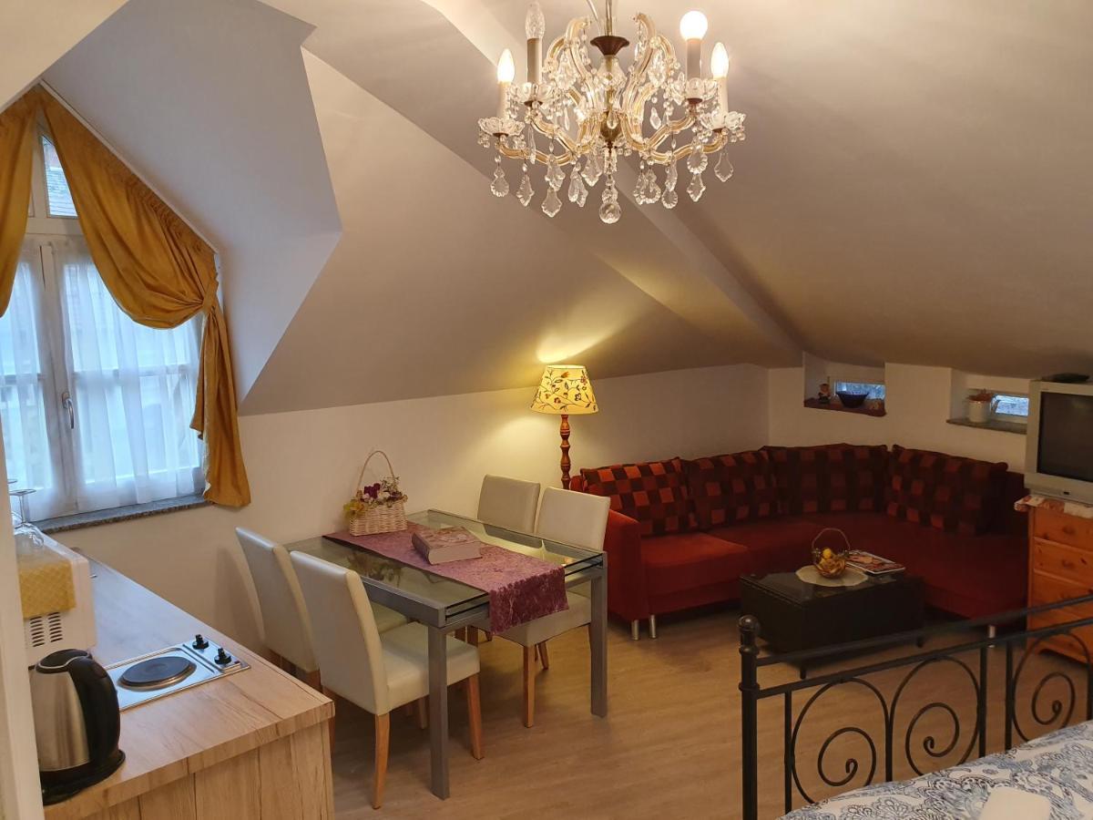 Karmelita Boutique Apartman 쇼프론 외부 사진